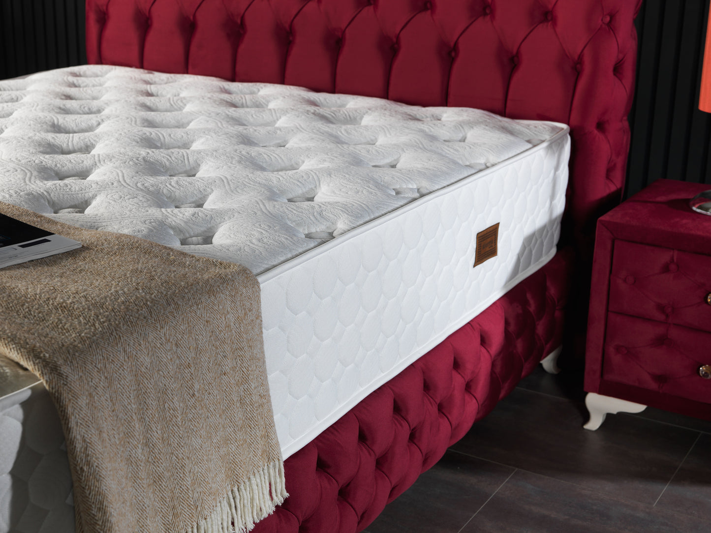 Sierra Bedding - Rixos Elite Basis und Kopfteil - Erhöhter Luxus für ausgewählte Größen - Ohne Matratze -