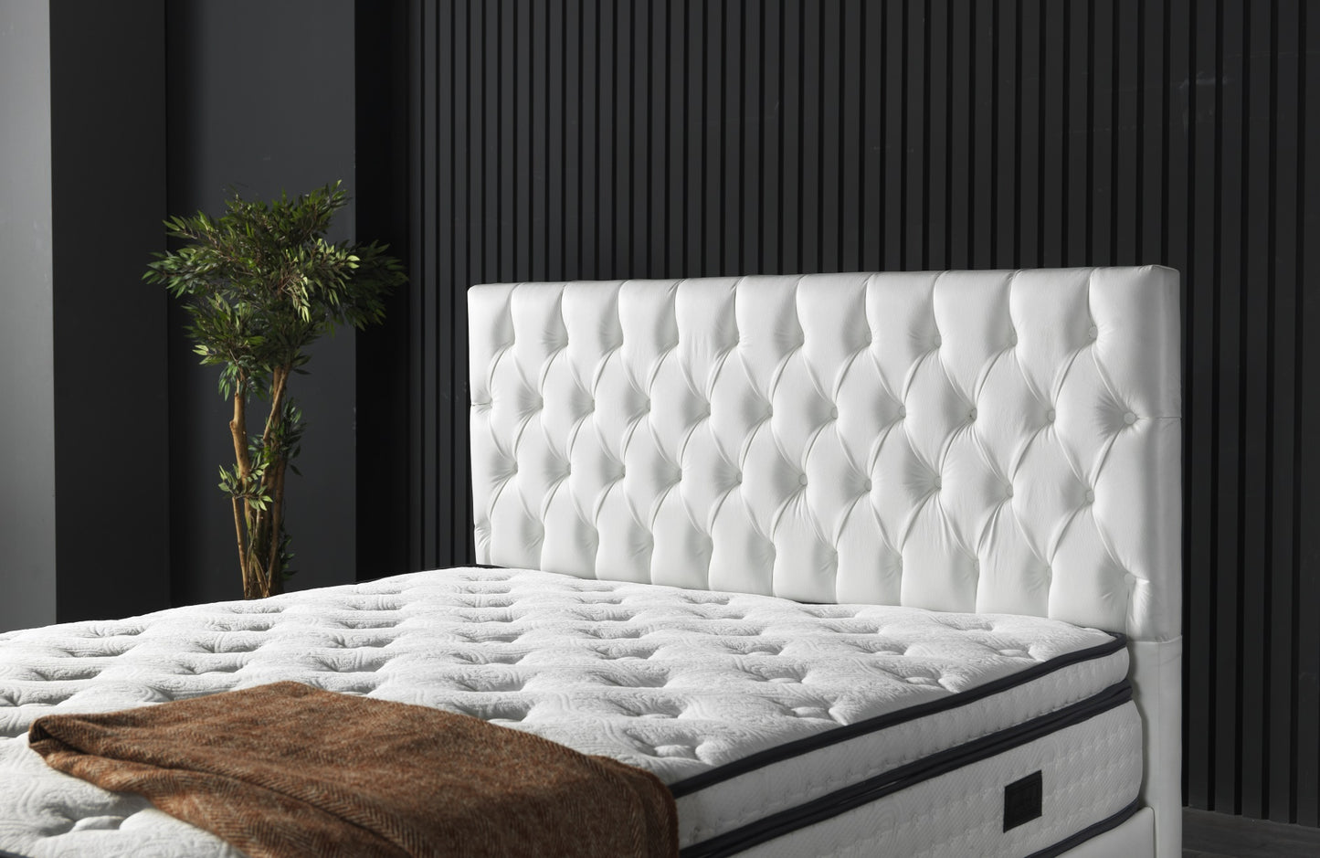 Sierra Bedding - Nevada Base and Headboard - Redefine Your Space with Innovative Design- White - Without Mattress